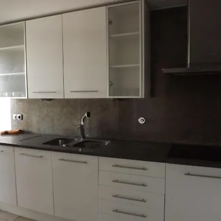 Holiday Ocean View Residences Patroves